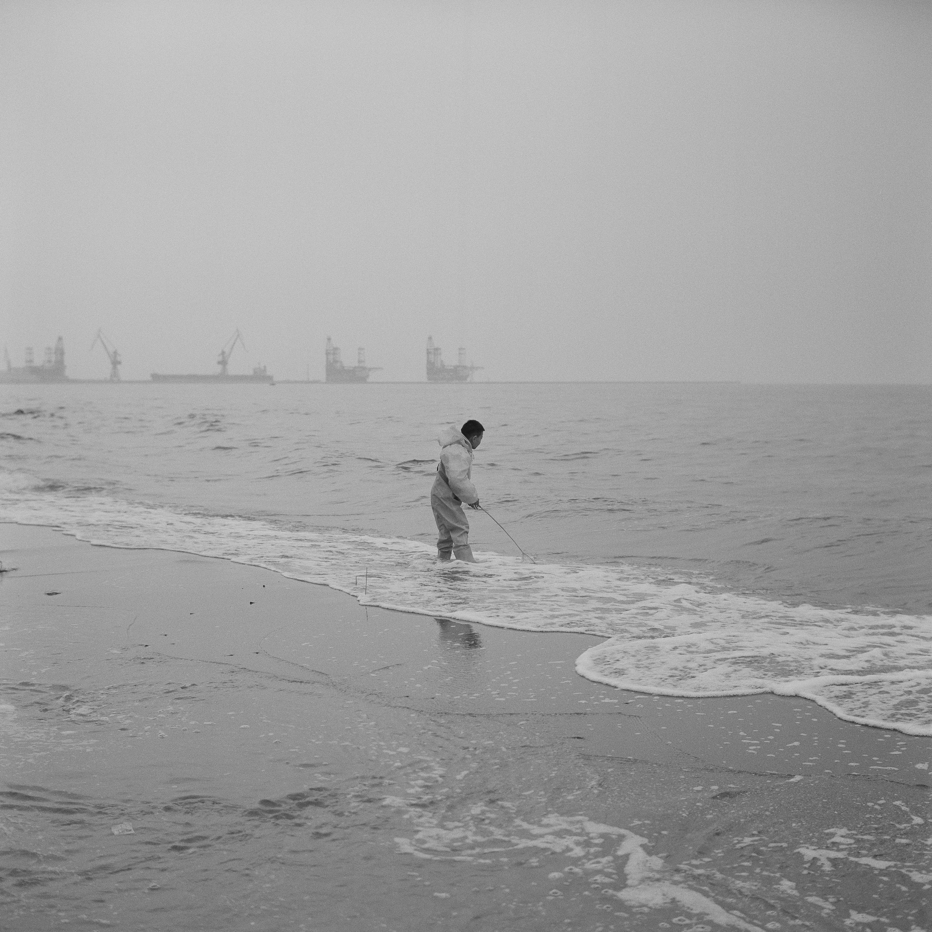 Between Mountains and Sea 21