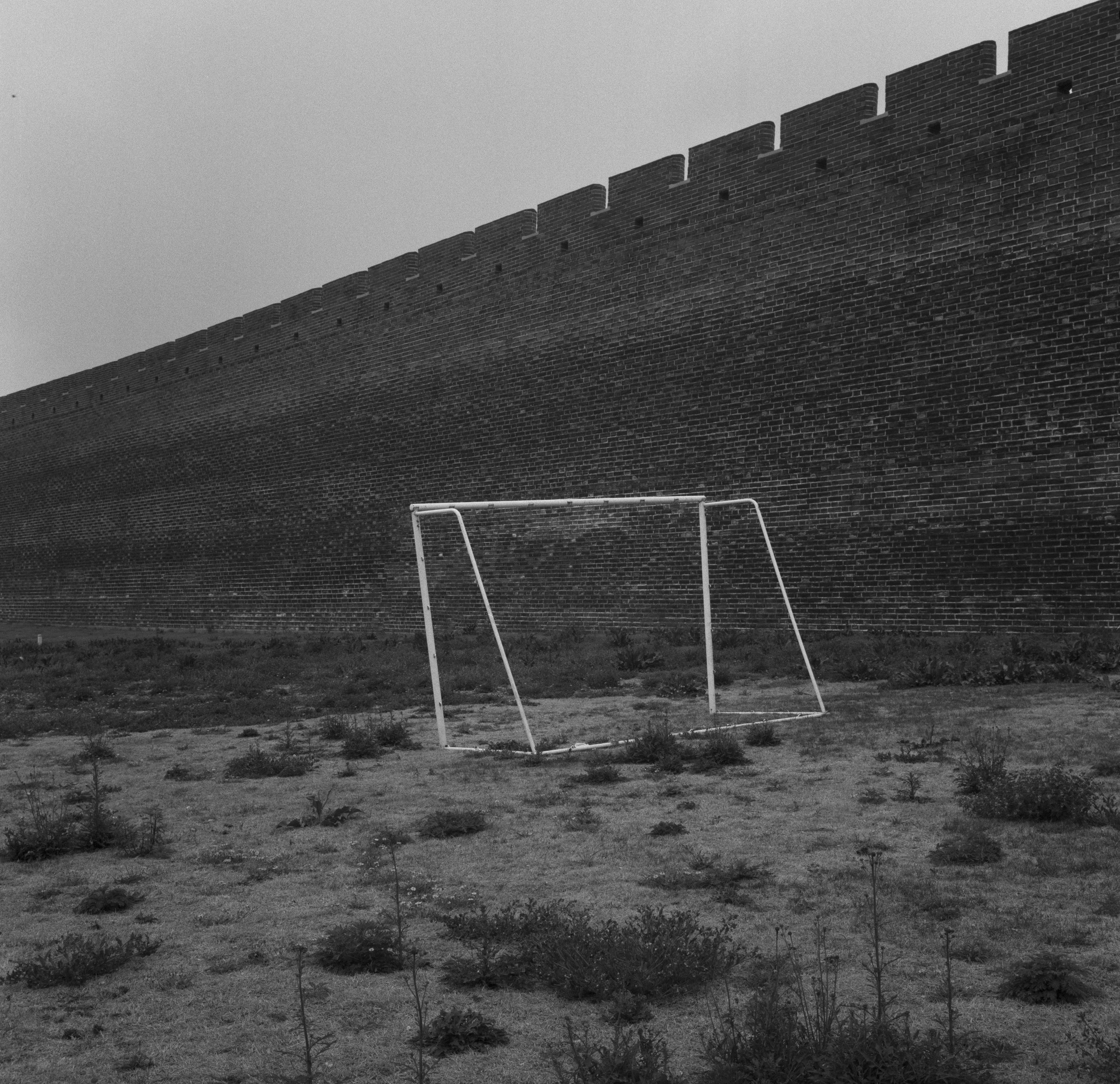 Between Mountains and Sea cover