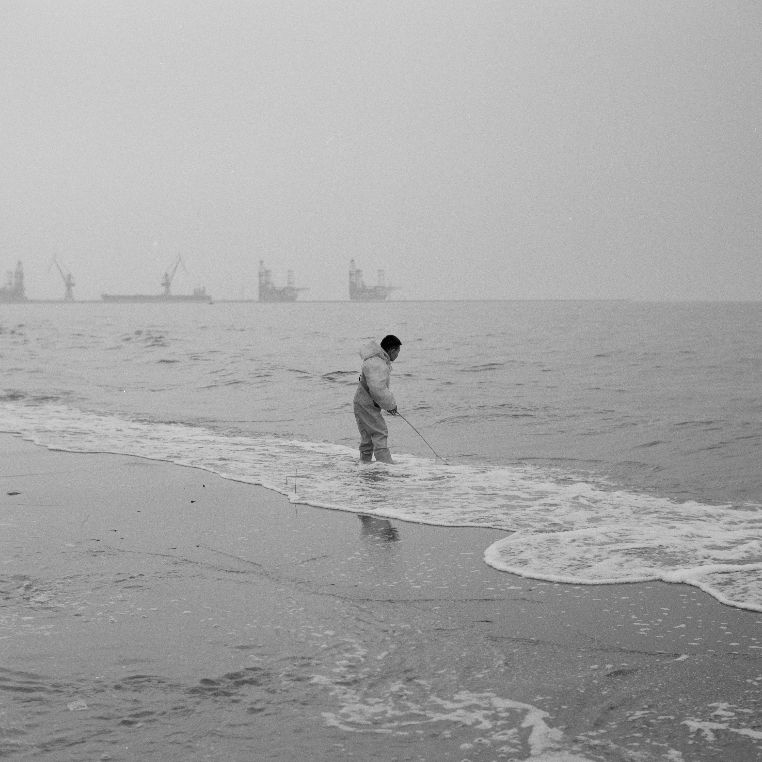 Between Mountains and Sea 22
